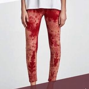 ZARA WOMAN THE SKINNY in red tie dye jeans